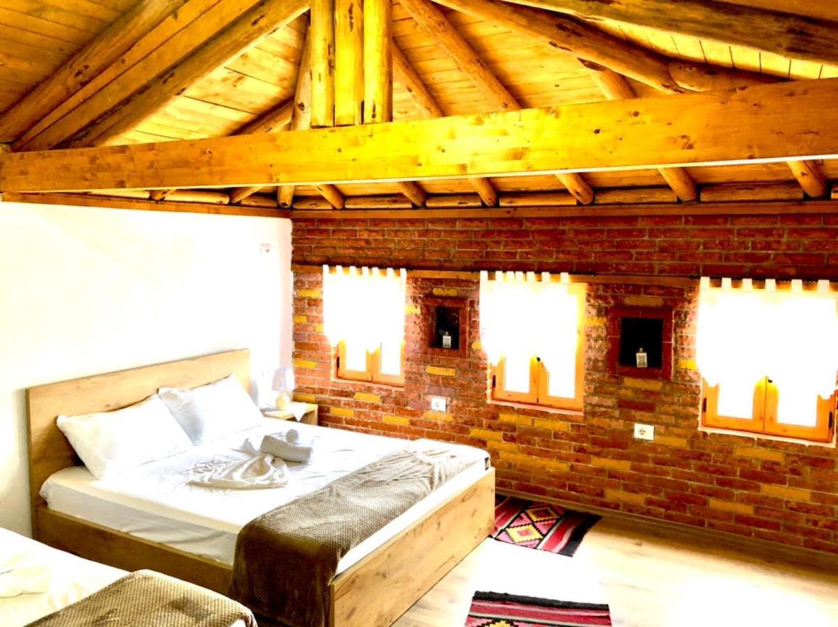 Villa Muzhaqi Nivice Экстерьер фото